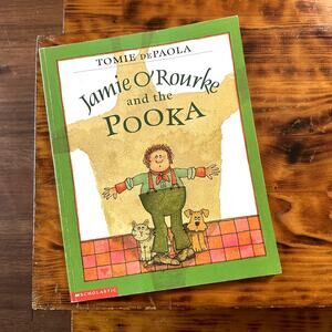 Vintage 2001 Jamie O'Rourke And The Pooka Paperback Book
